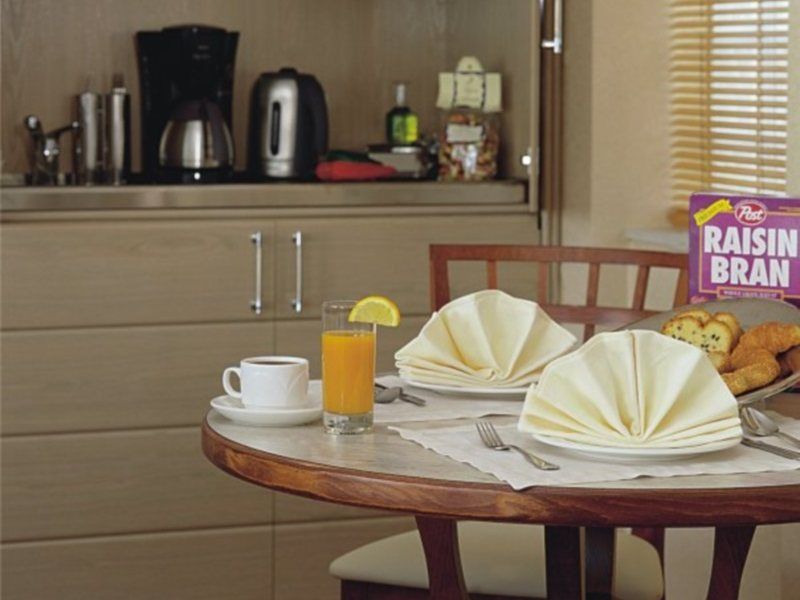 Holiday Suites Aten Exteriör bild